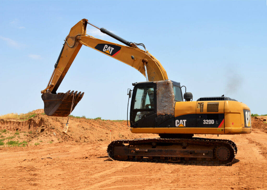 Услуги гусеничного экскаватора Caterpillar - 320D в Николаеве